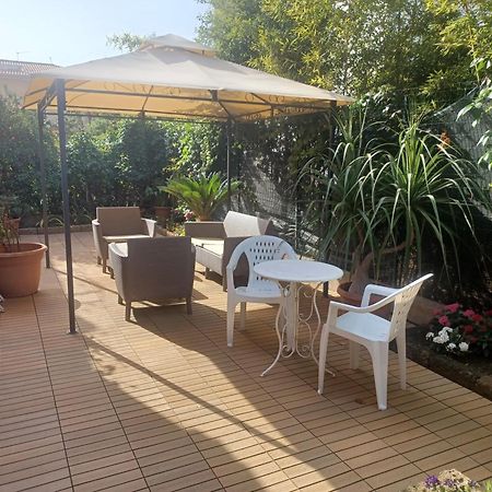 Casa Vacanza Porto Frailis Gia Porto Frailis B&B Àrbatax Екстериор снимка
