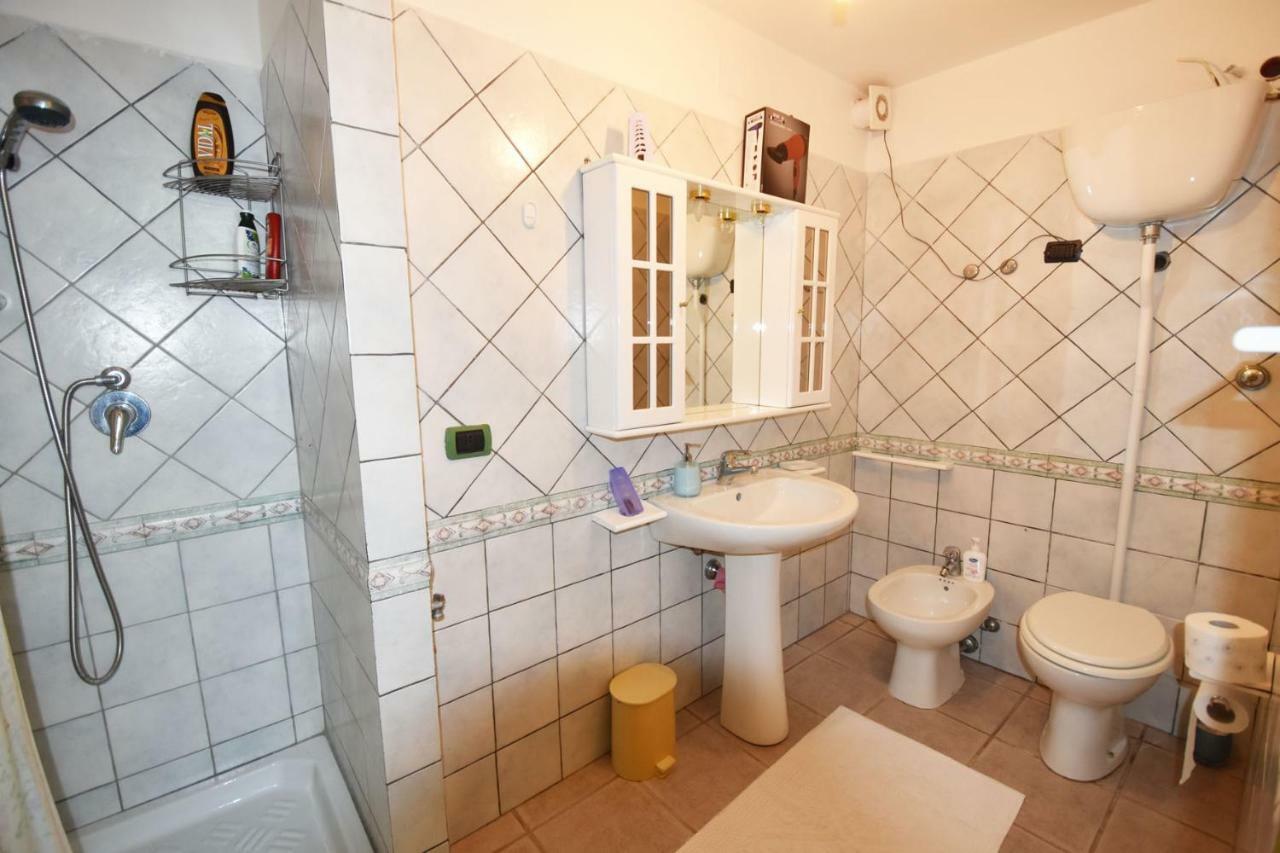 Casa Vacanza Porto Frailis Gia Porto Frailis B&B Àrbatax Екстериор снимка
