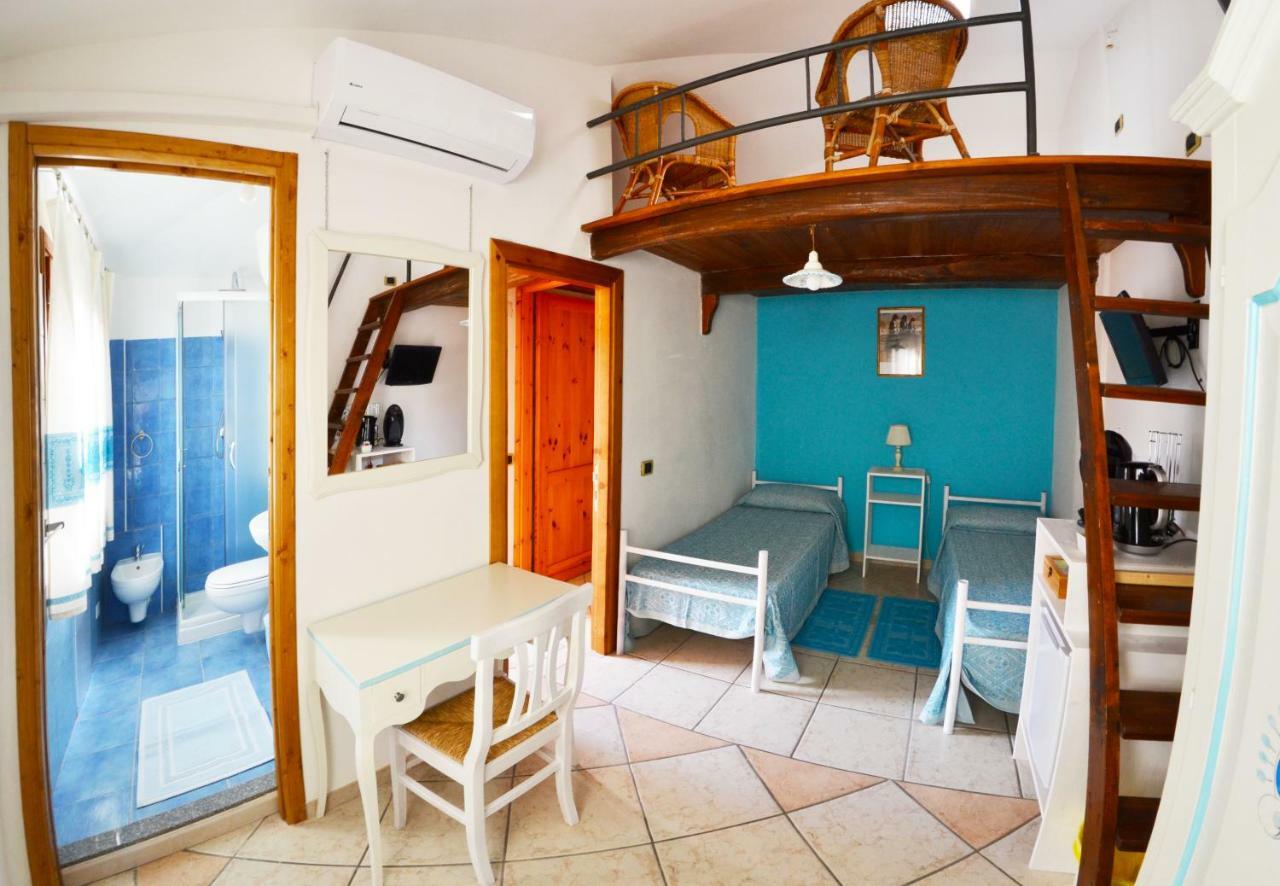 Casa Vacanza Porto Frailis Gia Porto Frailis B&B Àrbatax Екстериор снимка