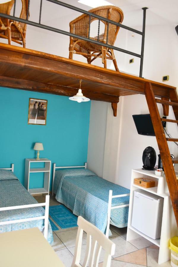 Casa Vacanza Porto Frailis Gia Porto Frailis B&B Àrbatax Екстериор снимка