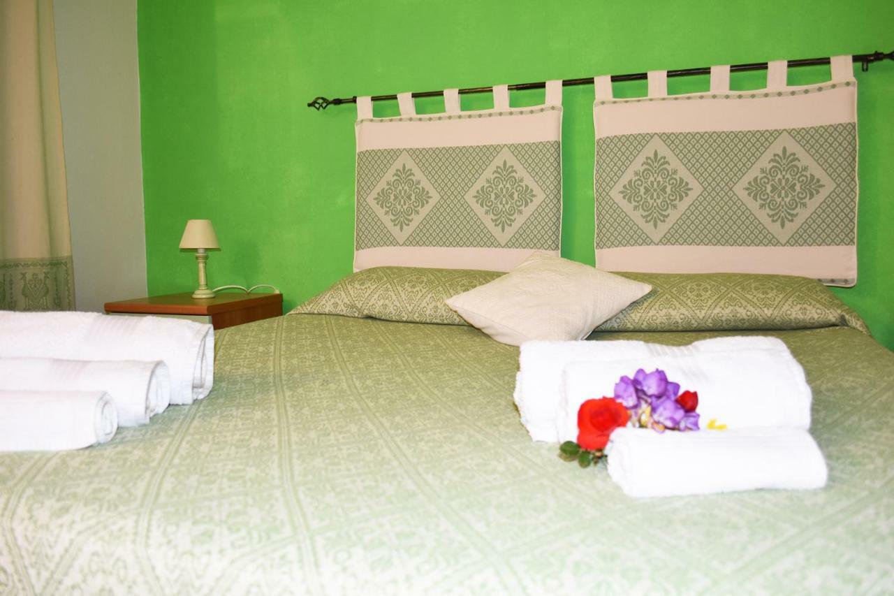 Casa Vacanza Porto Frailis Gia Porto Frailis B&B Àrbatax Екстериор снимка